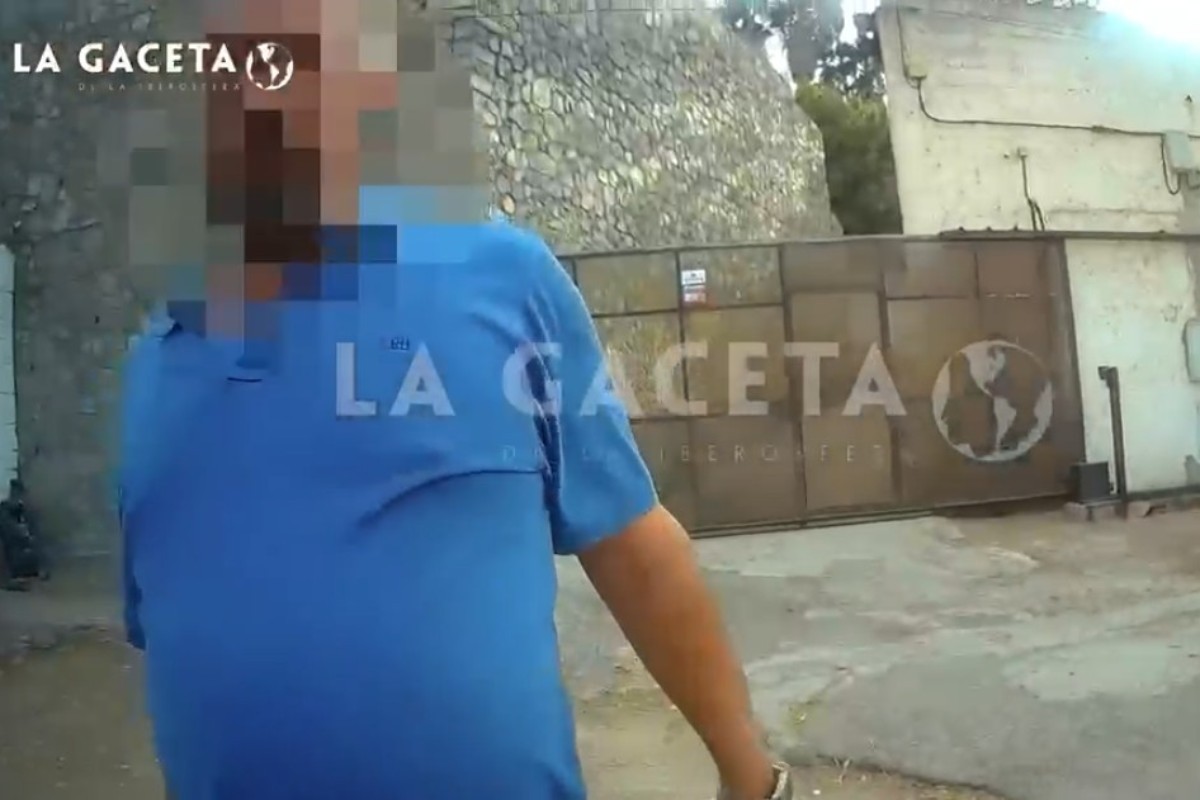 Invasores tratan de okupar la vivienda de un vecino de la playa del Trampolín en Ceuta: «Hay miedo. Llevo gastados 6.400 euros para blindarla»