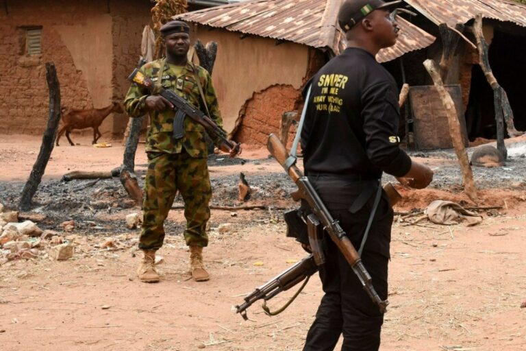 Continúa la matanza de cristianos en Nigeria: un grupo yihadista asesina a doce personas en una iglesia en el noreste del país