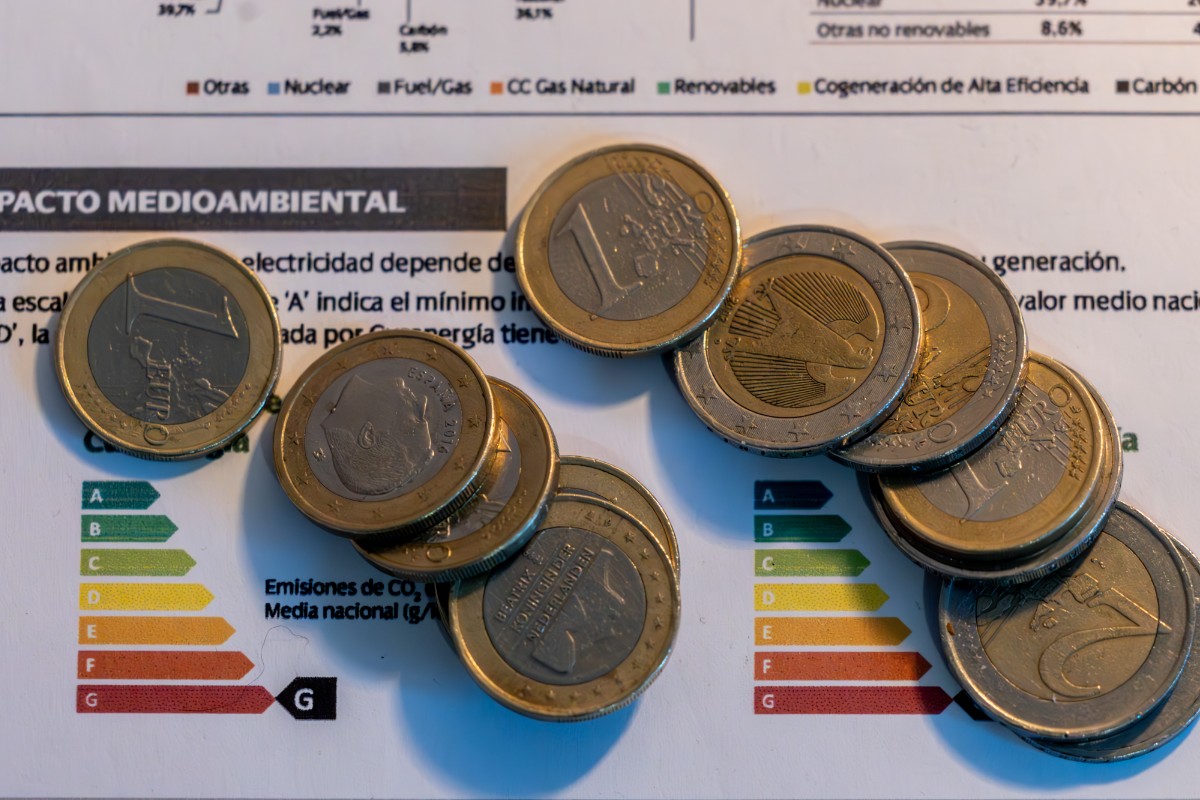 Nuevo sablazo al bolsillo de los españoles: la factura regulada del gas subirá un 54% en octubre, con hasta 310 euros más al año