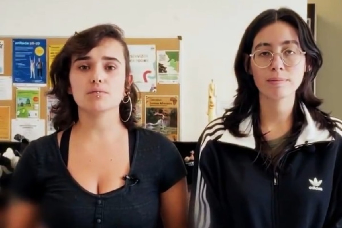Ultraizquierdistas tratan de impedir con la connivencia y la colaboración de la alcaldesa (BNG) un acto de VOX en Santiago de Compostela