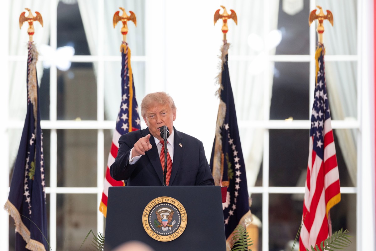 Trump insiste en poner fin cuanto antes a la «absurda» guerra en Ucrania: «El mundo entero sufre»
