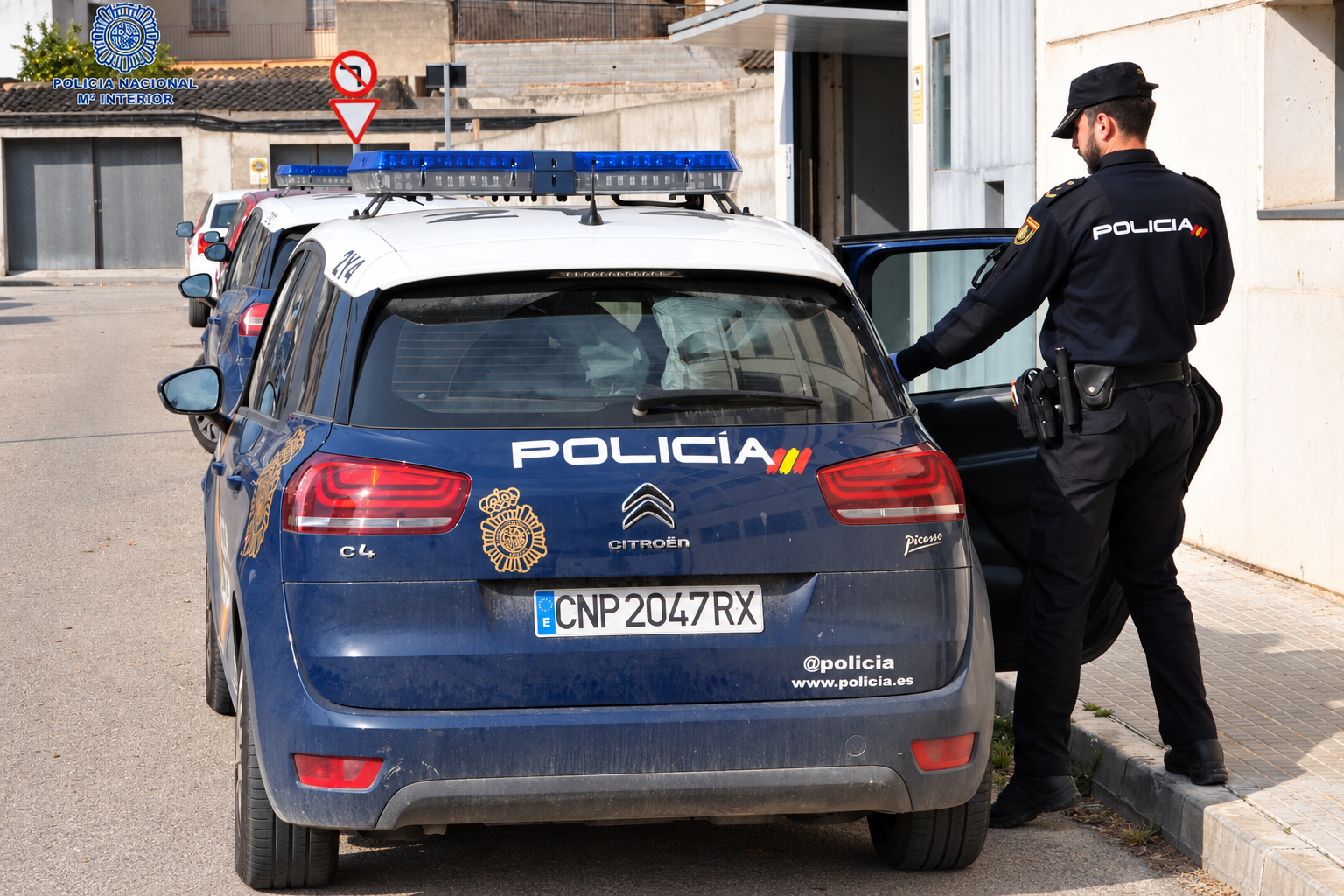 Un inmigrante marroquí viola a una mujer y la agrede con un palo de fregona delante de sus cuatro hijos menores en Mallorca