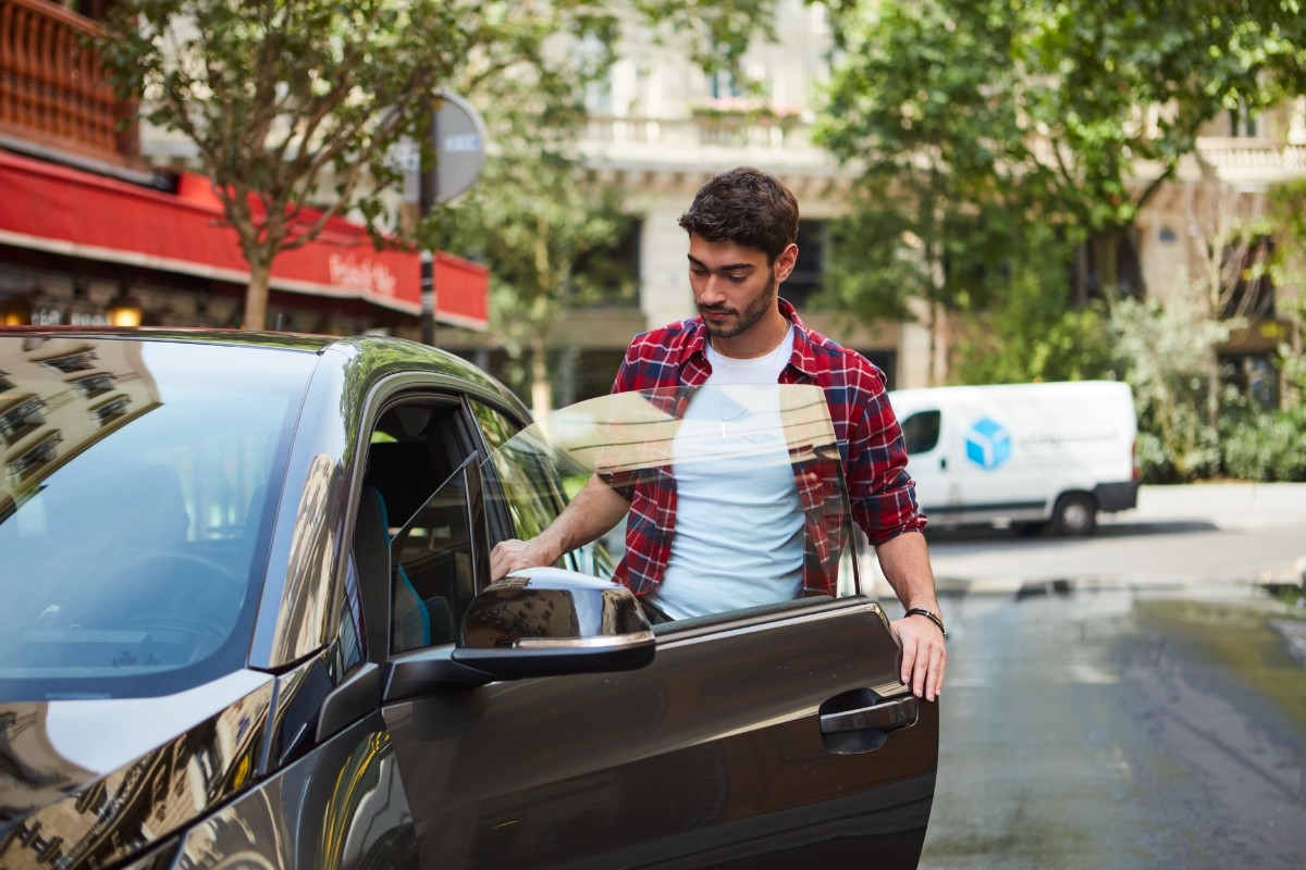 Las alternativas a viajar en tren: Blablacar eleva un 150% el registro de conductores, y mantiene los precios entre Madrid y Andalucía