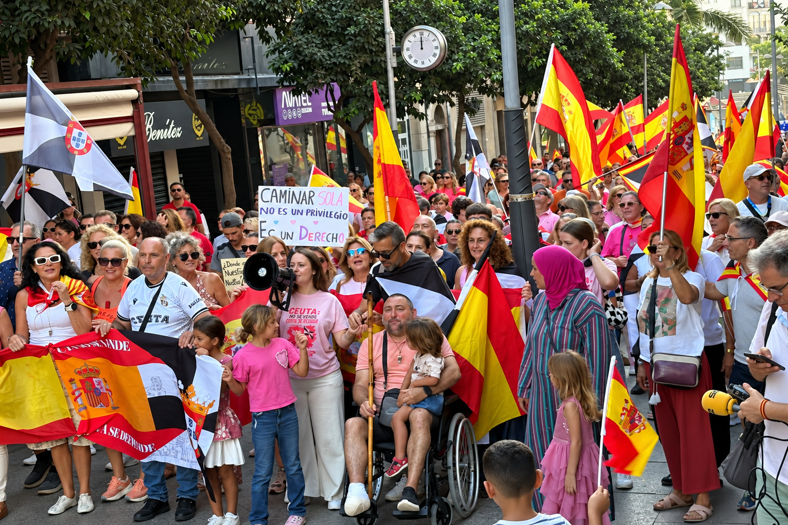 Las mujeres ceutíes viajarán a Madrid el 25 de octubre en una histórica movilización que pedirá fronteras eficaces y deportar invasores