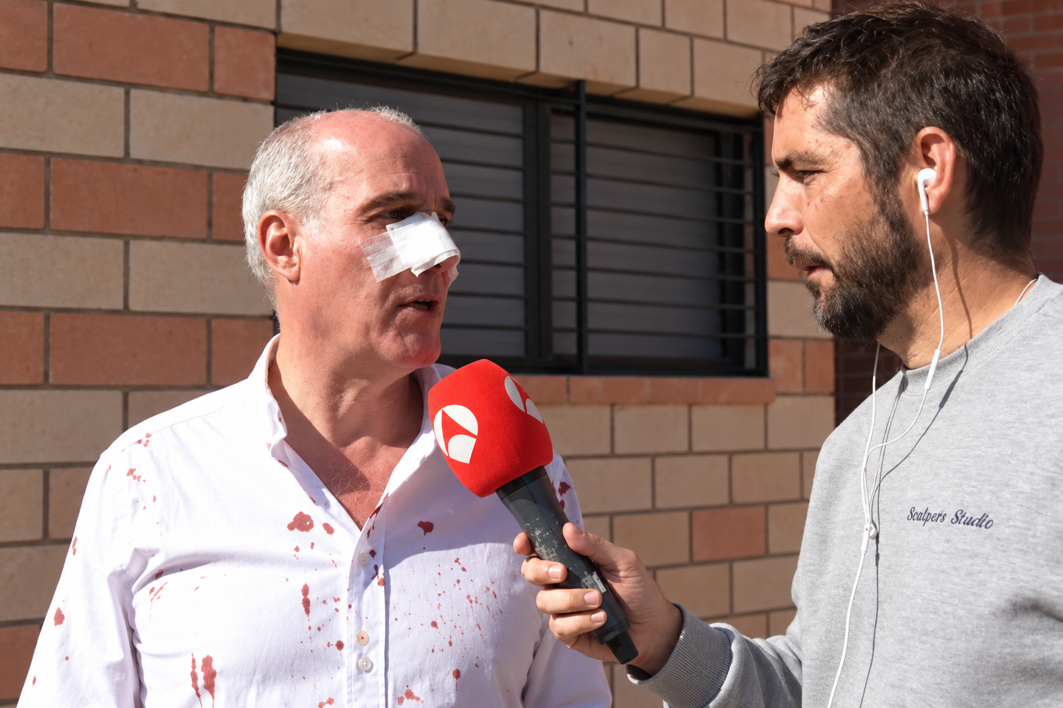 Víctimas del accidente de Urda exigen movilización en las urnas contra Pedro Sánchez el próximo 29-N: «Esto pasa en países en proceso de destrucción»
