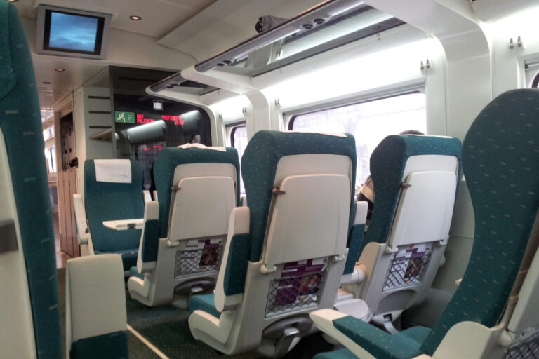 Otro caos ferroviario de Puente: un Alvia Pamplona-Madrid tarda ocho horas con viajeros sin agua ni comida