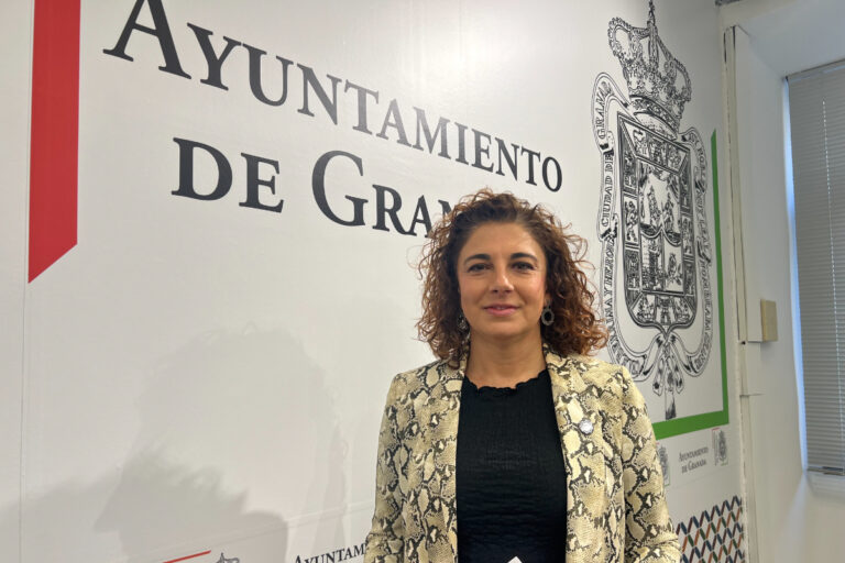 La candidata del PSOE en Granada figura como propietaria en 19 inmuebles y se reivindica como «clase media»: «No soy una rica heredera»