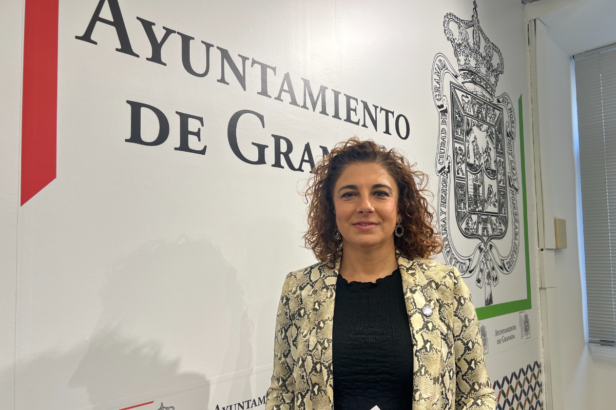 La candidata del PSOE en Granada figura como propietaria en 19 inmuebles y se reivindica como «clase media»: «No soy una rica heredera»