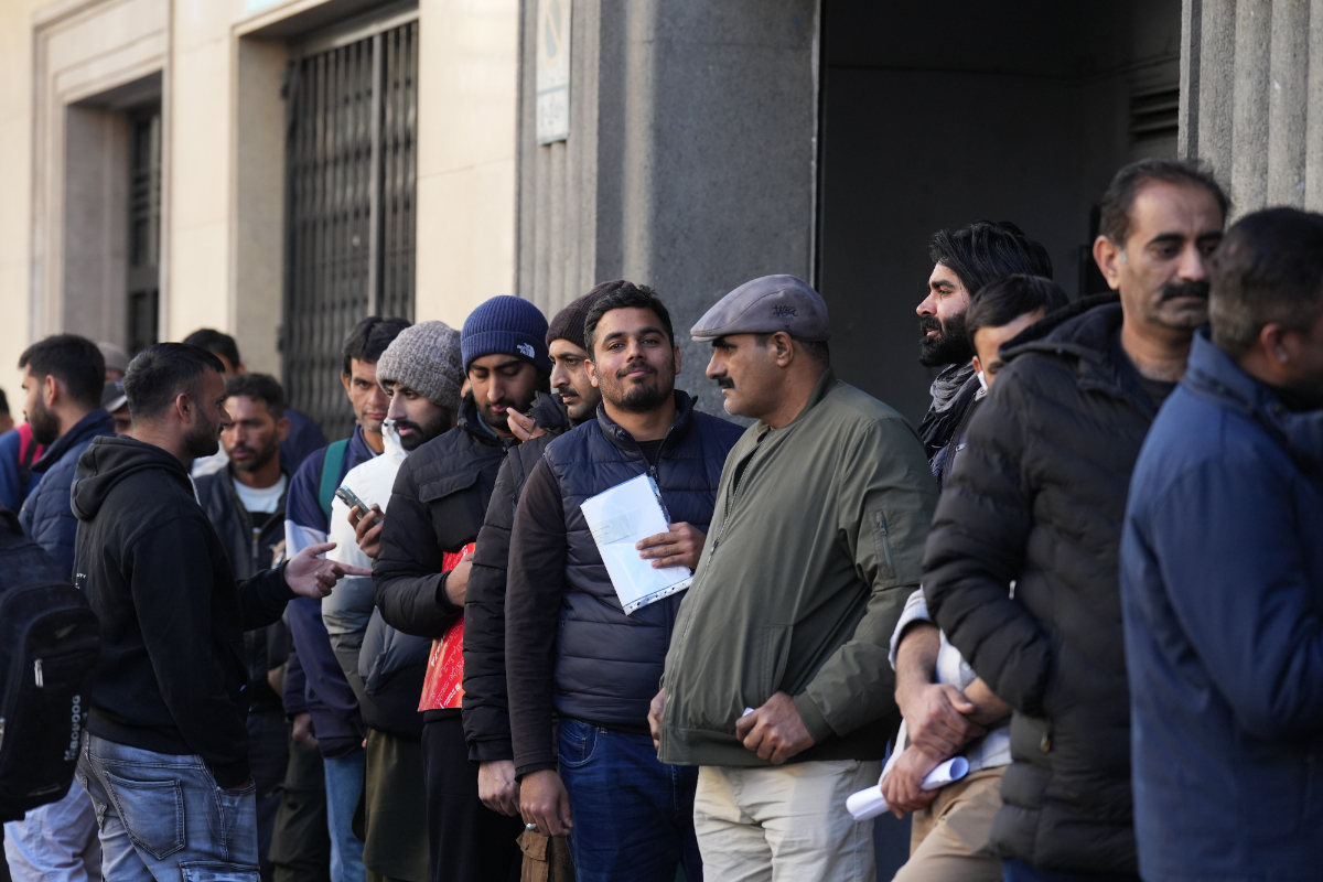 La cifra que oculta el Gobierno de Sánchez: España tiene la tercera tasa de paro más alta de toda la UE entre los inmigrantes extracomunitarios
