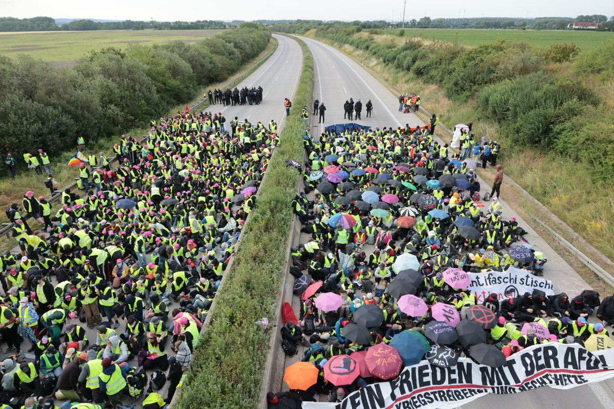 Las protestas para bloquear y boicotear el congreso de AfD dejaron 94 delitos: sólo doce fueron clasificados como «extremismo de izquierdas»