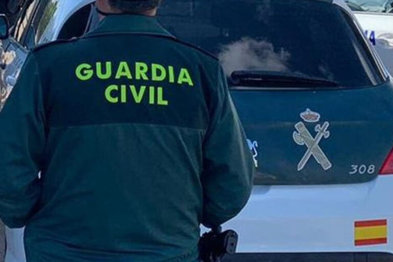 Detienen a un extranjero de 23 años que asaltó un cuartel de la Guardia Civil en Valladolid y utilizó sus comunicaciones oficiales