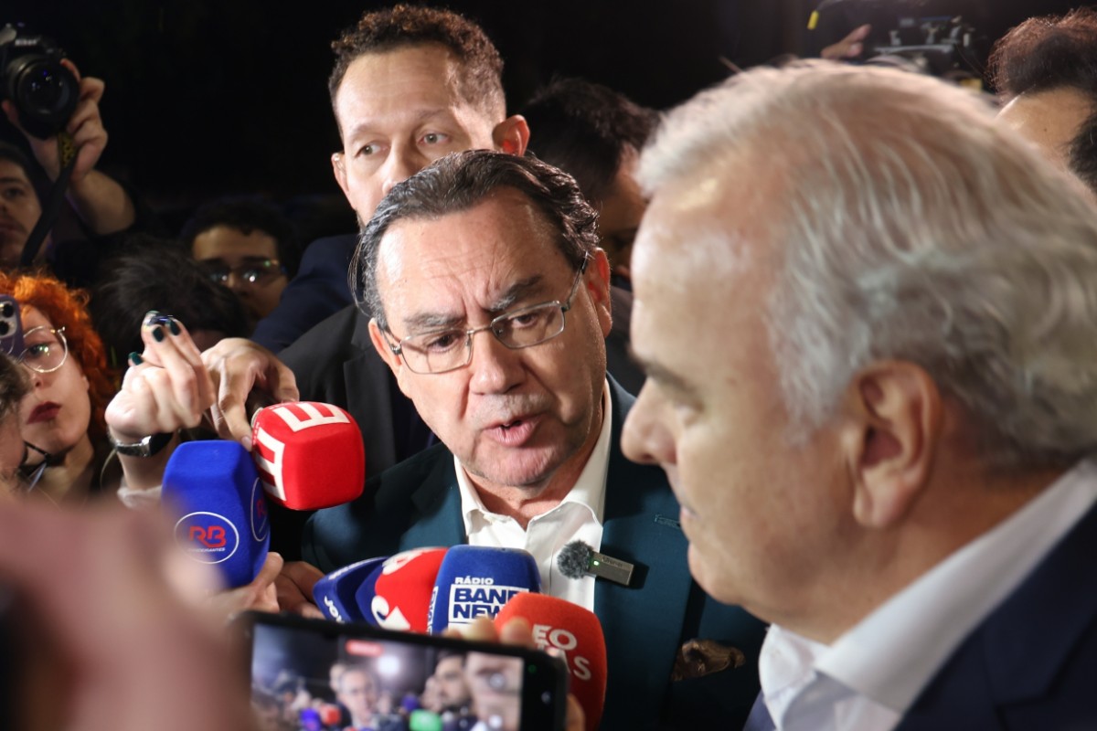 Augusto Cury, tercer candidato más votado en la primera vuelta en Brasil, anuncia su apoyo al patriota Flávio Bolsonaro