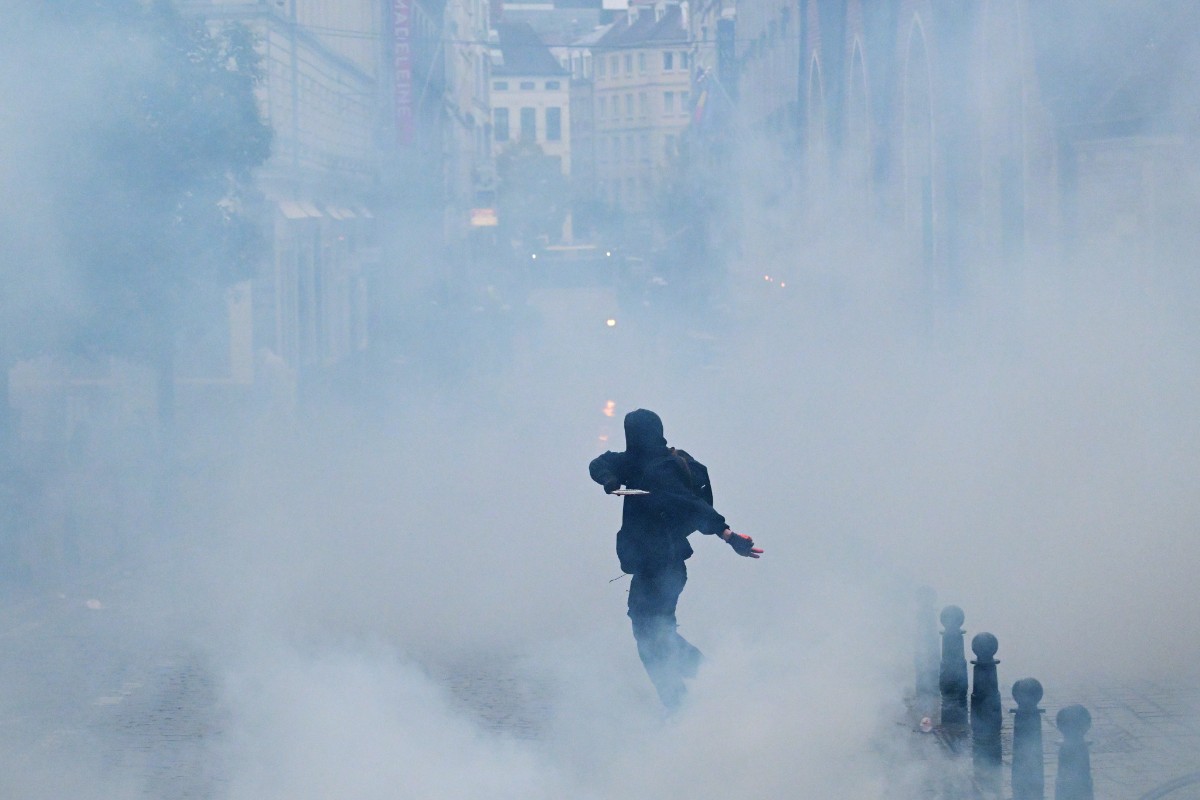 Los disturbios se extienden a Bélgica y dejan al menos veinte detenidos este viernes, la mayoría de ellos menores de edad