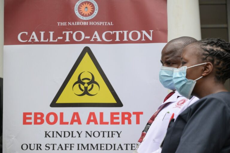 Detectado un par de casos de Ébola en Kenia, aunque el país descarta una ola de contagios a gran escala