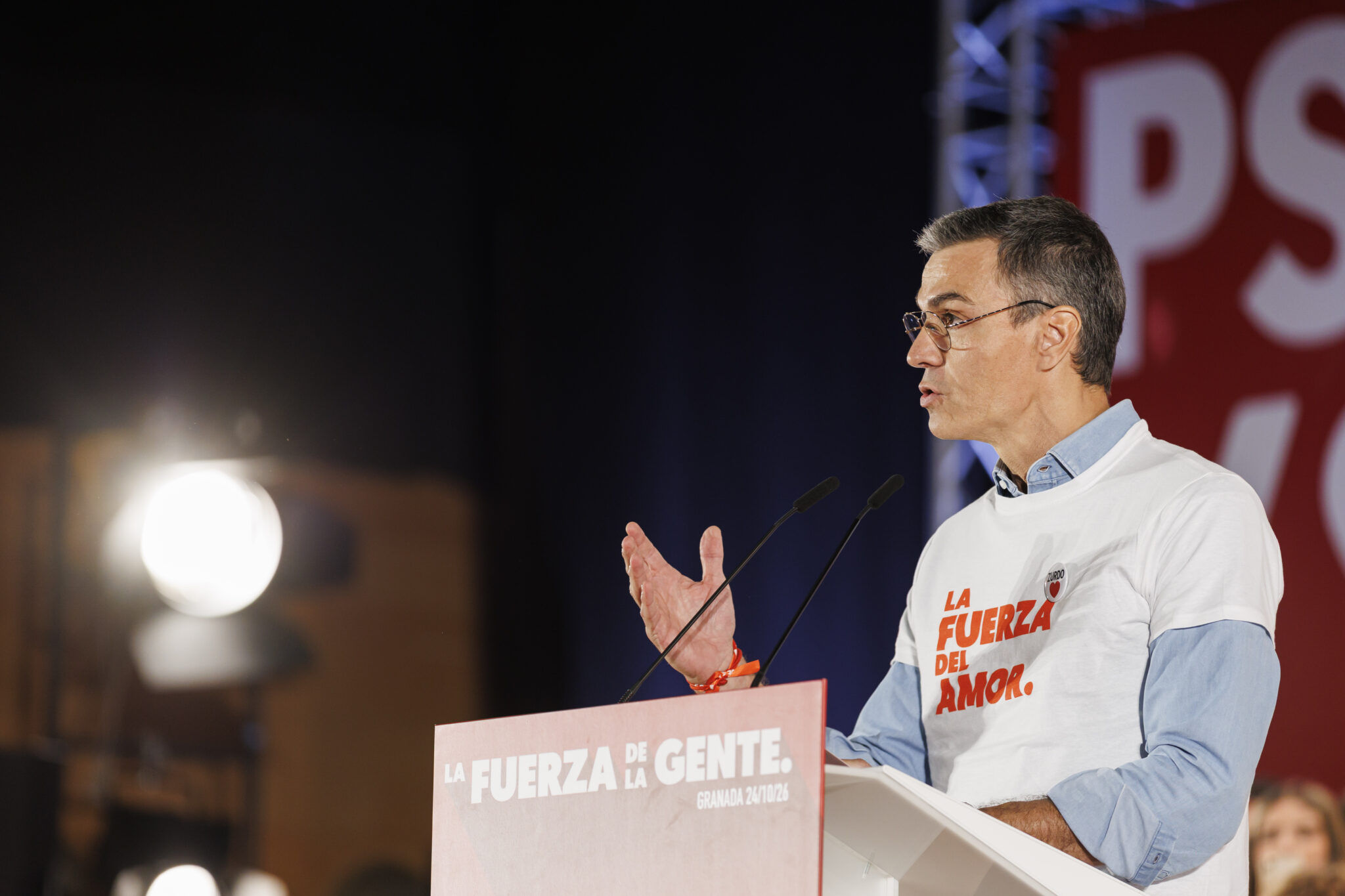 Pedro Sánchez promete reformar la Constitución para blindar el aborto y la eutanasia si gana las elecciones del 29-N