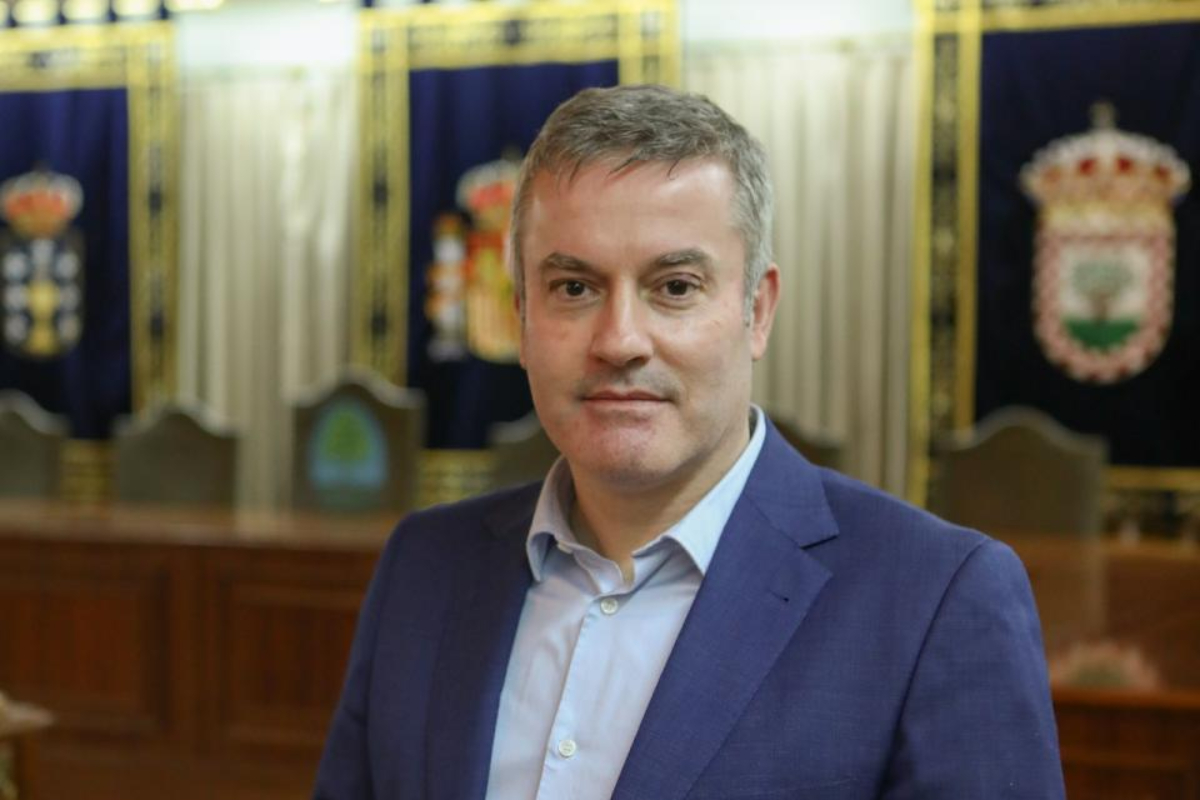 El portavoz adjunto del PSOE en Vivienda dirige una empresa dedicada al alquiler de inmuebles