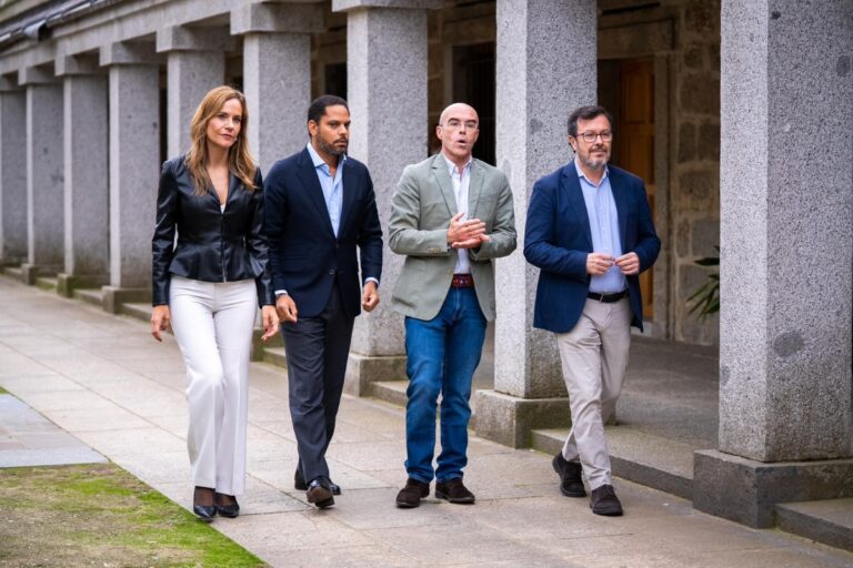 Ignacio Garriga (VOX) traslada un mensaje de «esperanza» y llama a la movilización el 29-N: «Es quizás la última oportunidad para reconstruir todo lo que ha destruido el PSOE»