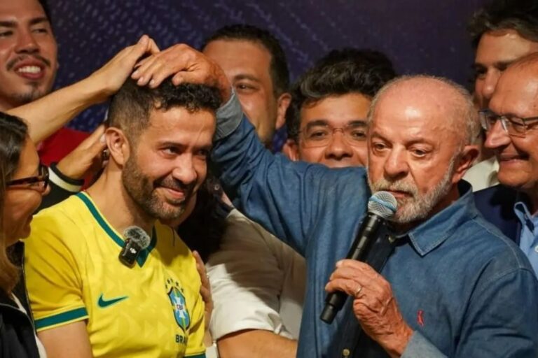 De robar a sus subordinados en el Congreso a convertirse en el estratega estrella de la campaña de Lula… la historia del diputado izquierdista André Janones