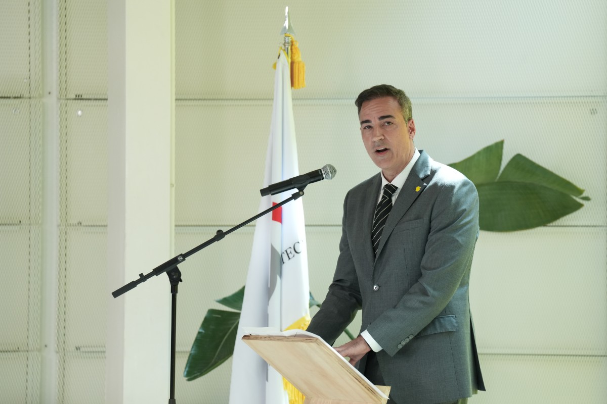 El amigo de Sánchez que dirige Agenda Urbana, Vivienda y Arquitectura destinó 2,4 millones a eventos, caterings y DJ desde 2024