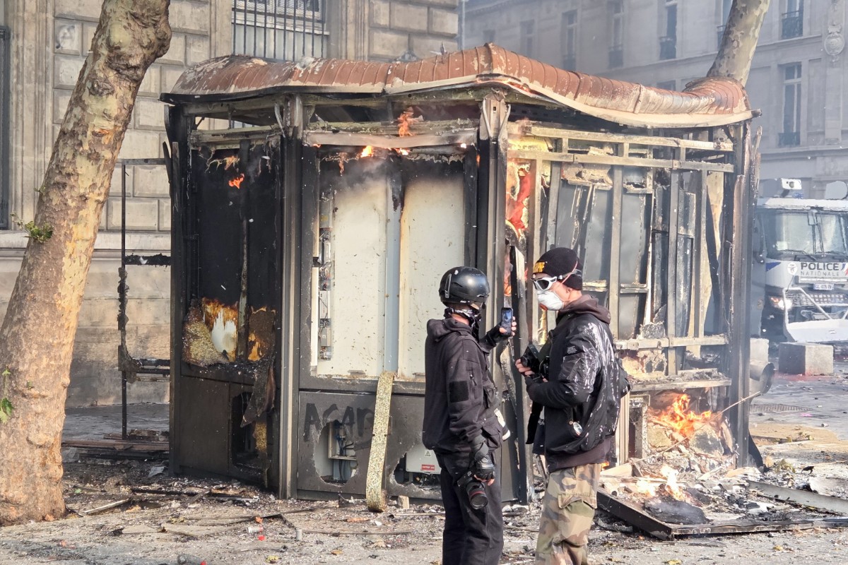 «He perdido todo»: los testimonios de los comerciantes que vieron asaltados sus negocios a manos de islamistas y ultraizquierdistas en Francia