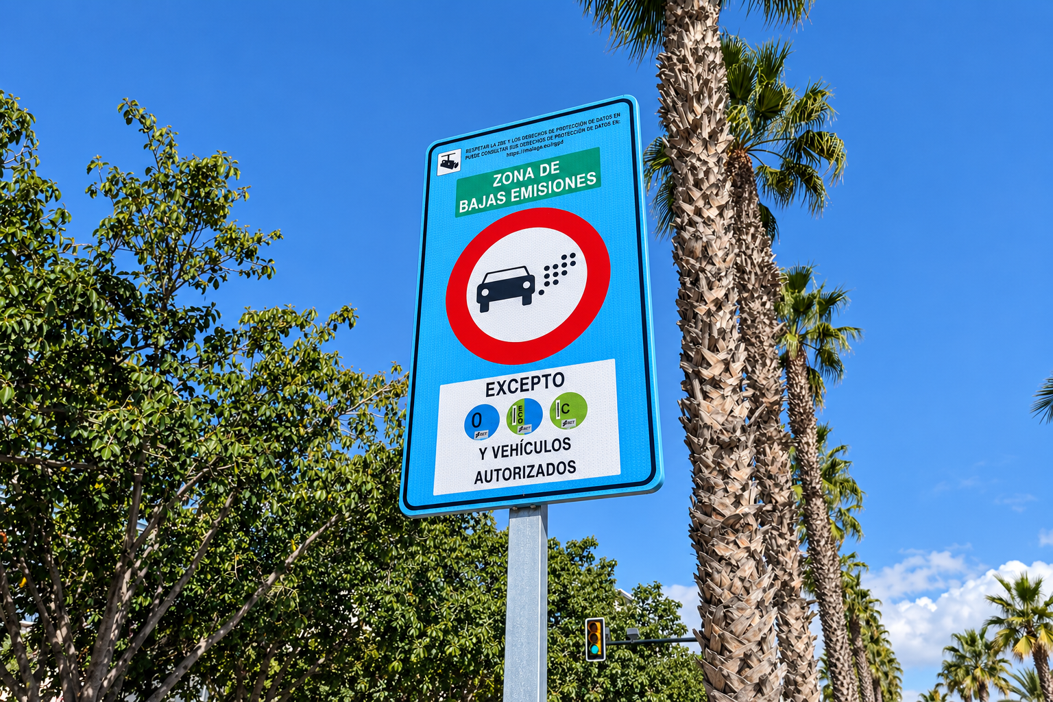 El Ayuntamiento de Málaga devolverá gracias a VOX todas las multas cobradas de la Zona de Bajas Emisiones y suspenderá las no abonadas