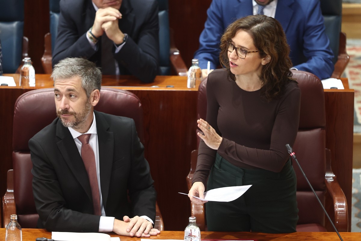 El PP de Ayuso se suma a la izquierda y rechaza la iniciativa de VOX en defensa de la «prioridad nacional» en el acceso a la vivienda social
