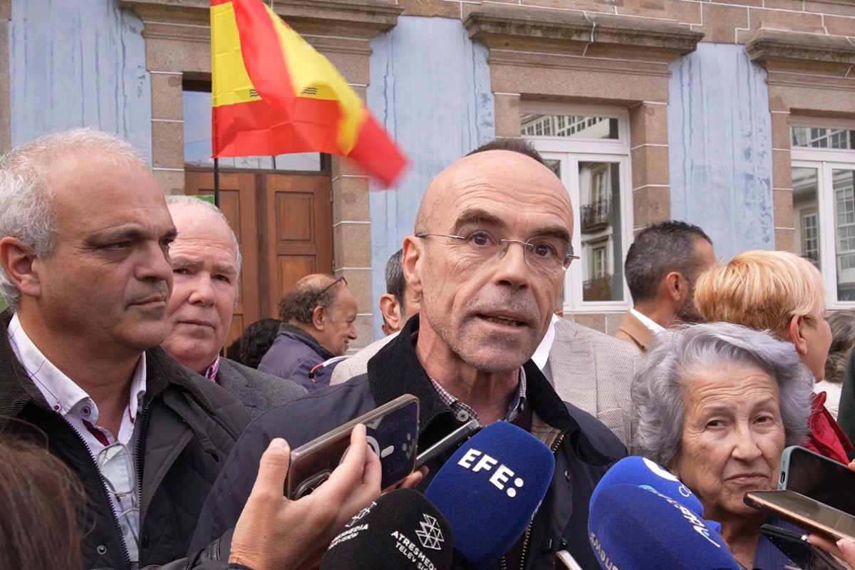 Jorge Buxadé, ante el intento de boicot a los actos de VOX: «La extrema izquierda está preocupadísima porque los gallegos van a llevar a VOX a las Cortes Generales»