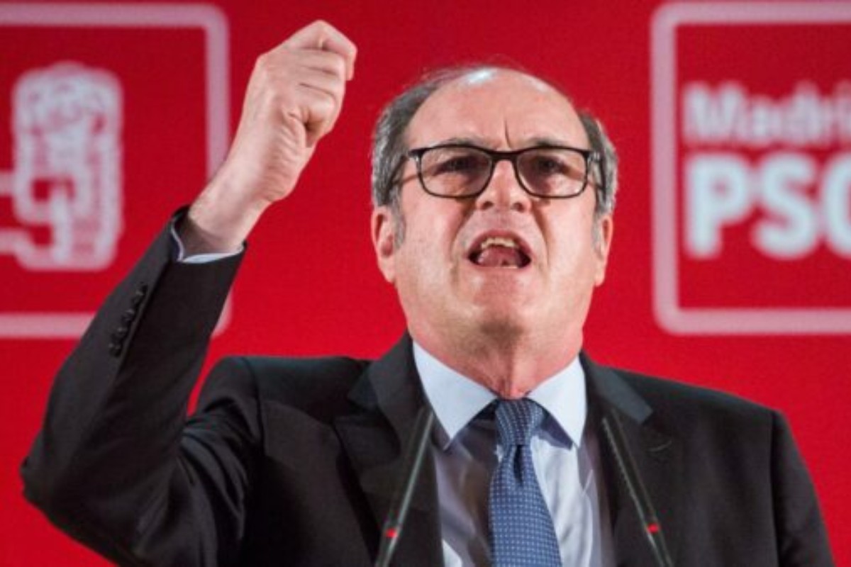 El socialista Ángel Gabilondo se gasta casi medio millón de euros en vales de restaurante en dos años, disparando el gasto de la oficina del Defensor del Pueblo