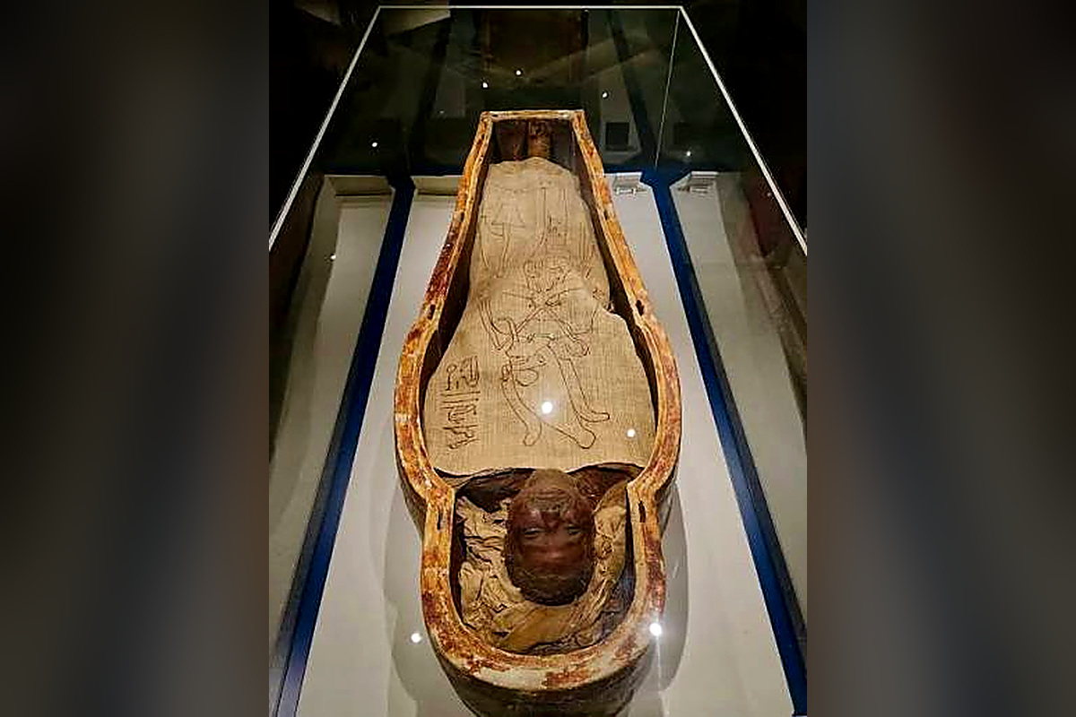 Un museo de Escocia retira una momia egipcia de su exposición porque el fallecido no dio su consentimiento