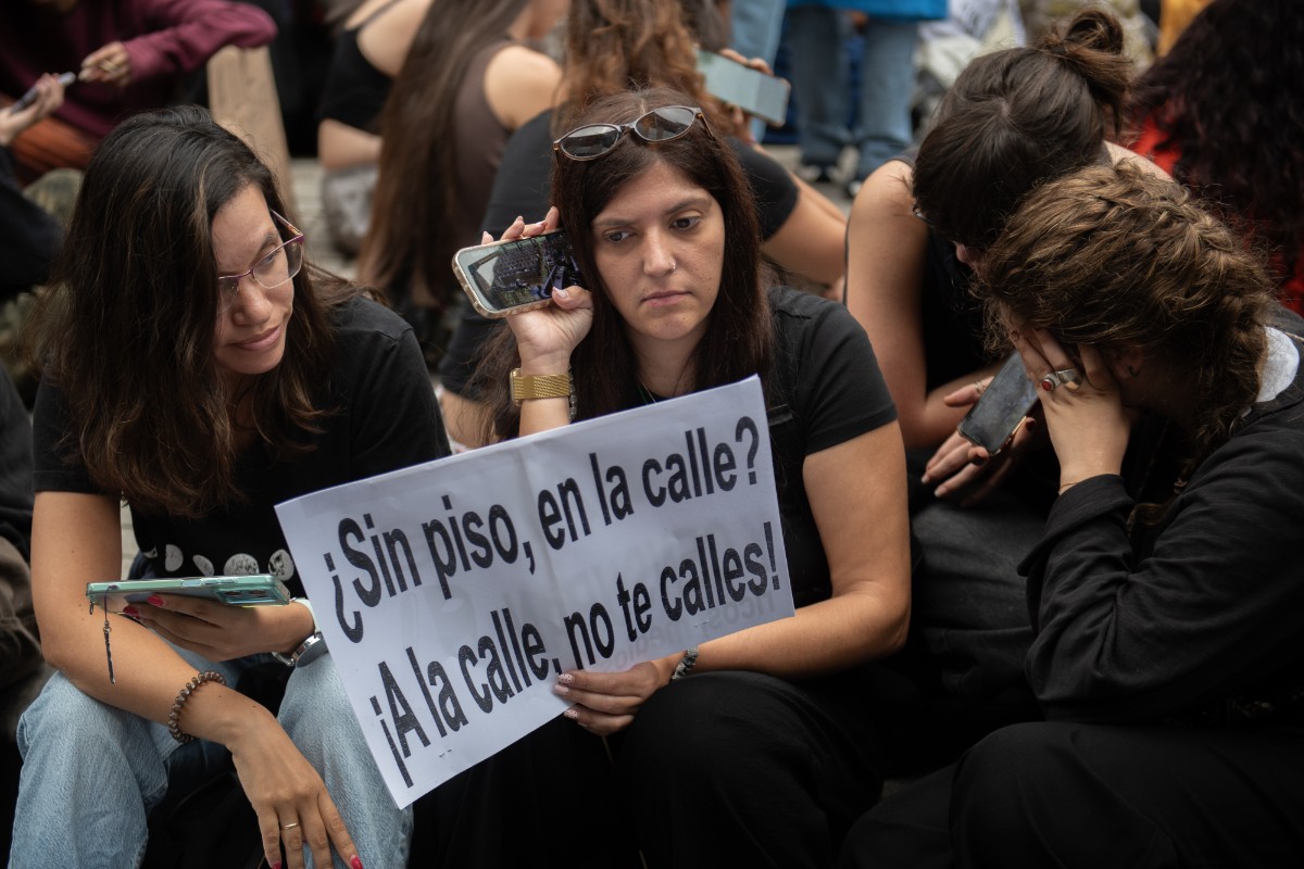 El Gobierno de Sánchez aprobará este martes los decretos de vivienda a través de la Diputación Permanente, saltándose la voluntad de la mayoría del Parlamento